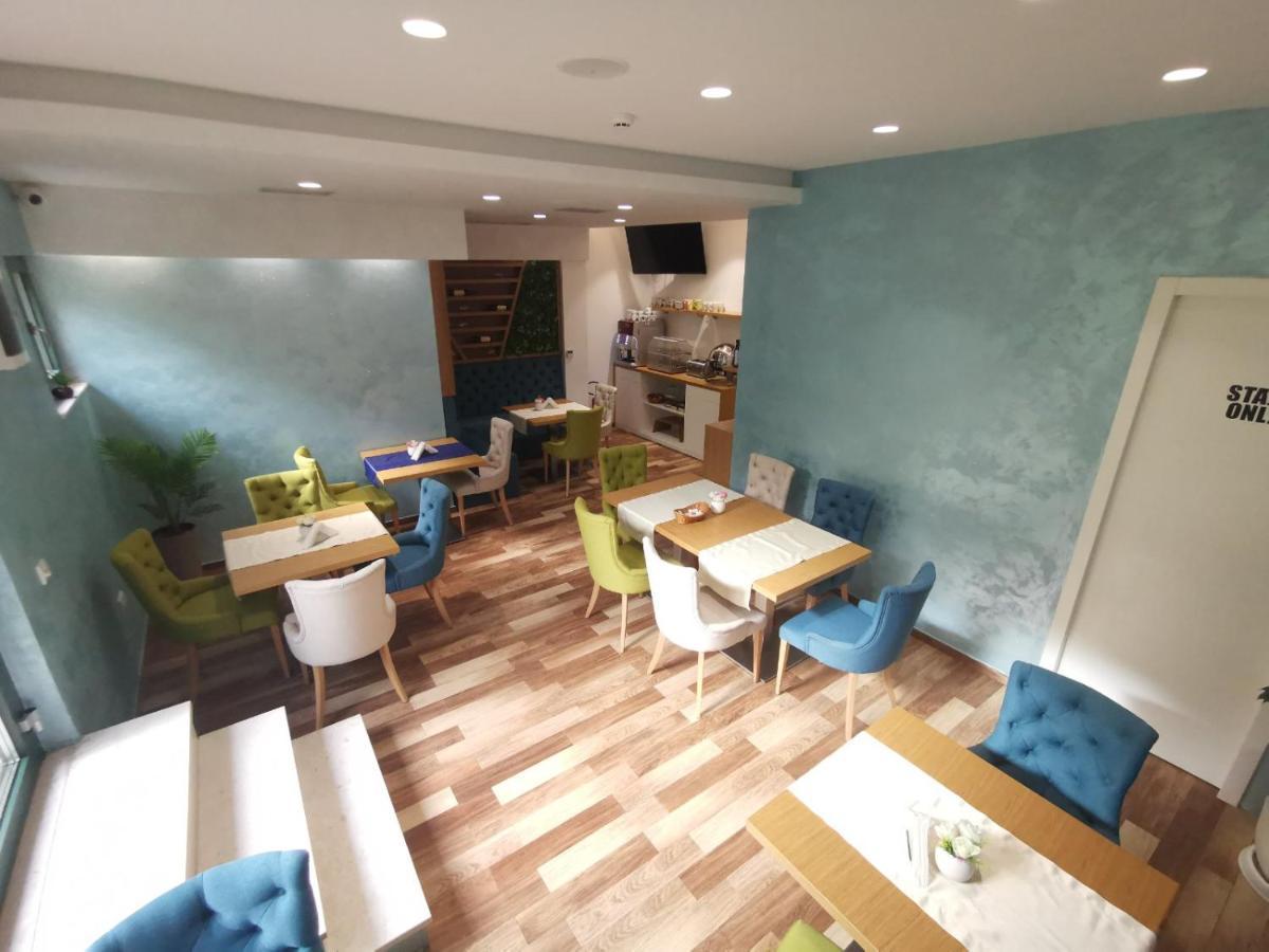 Hotel Alkima Cattaro Esterno foto