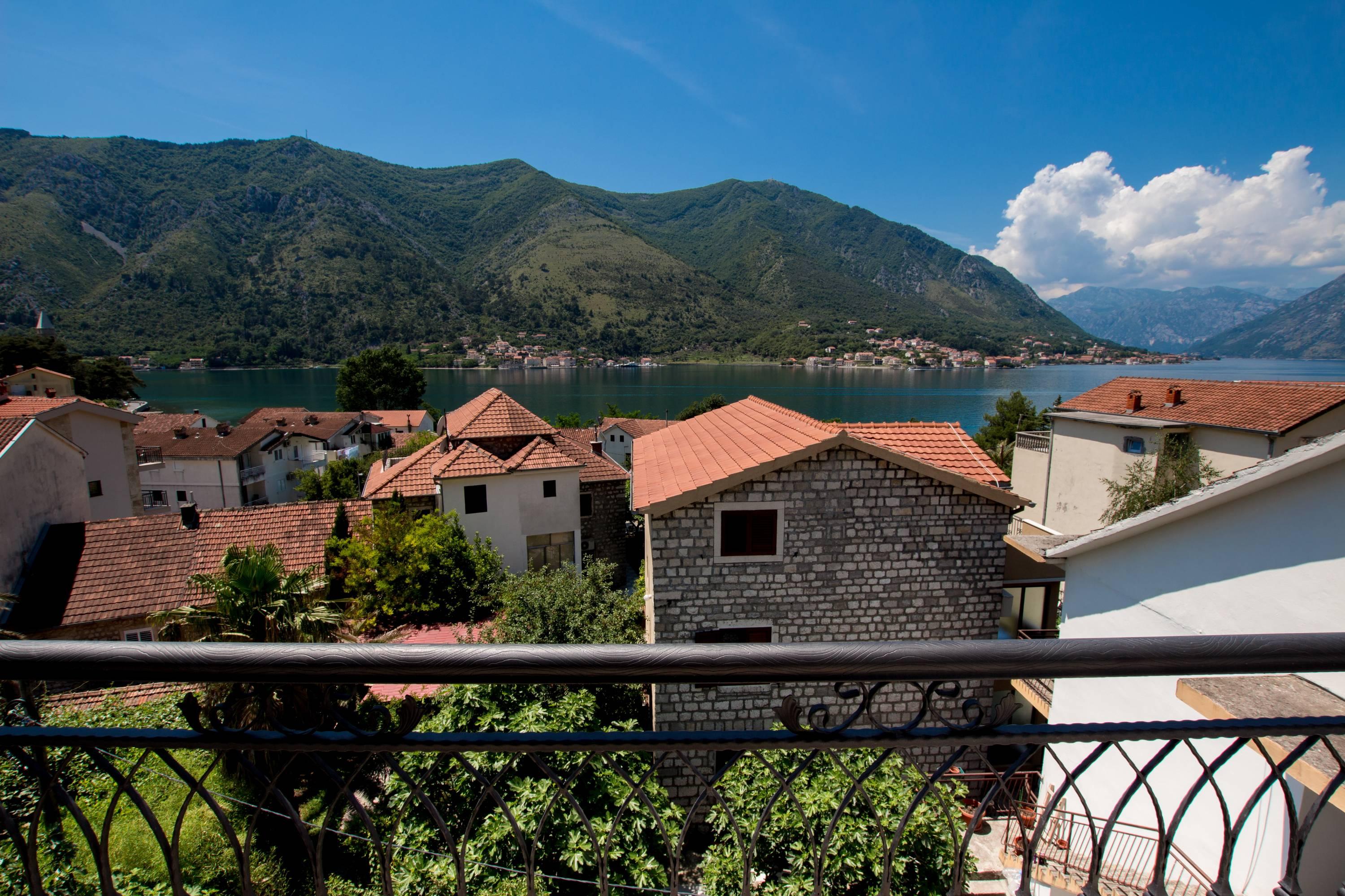 Hotel Alkima Cattaro Esterno foto