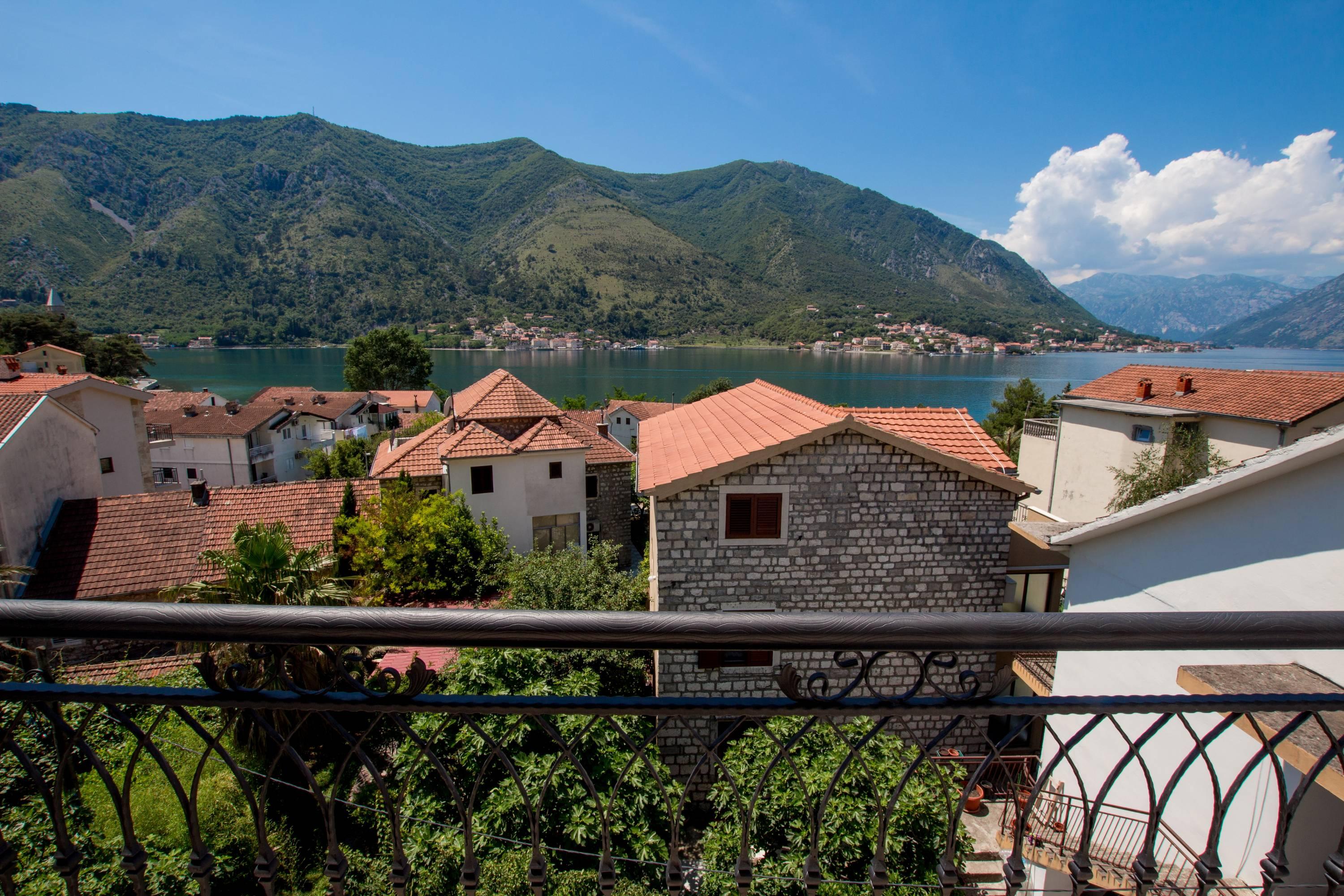 Hotel Alkima Cattaro Esterno foto