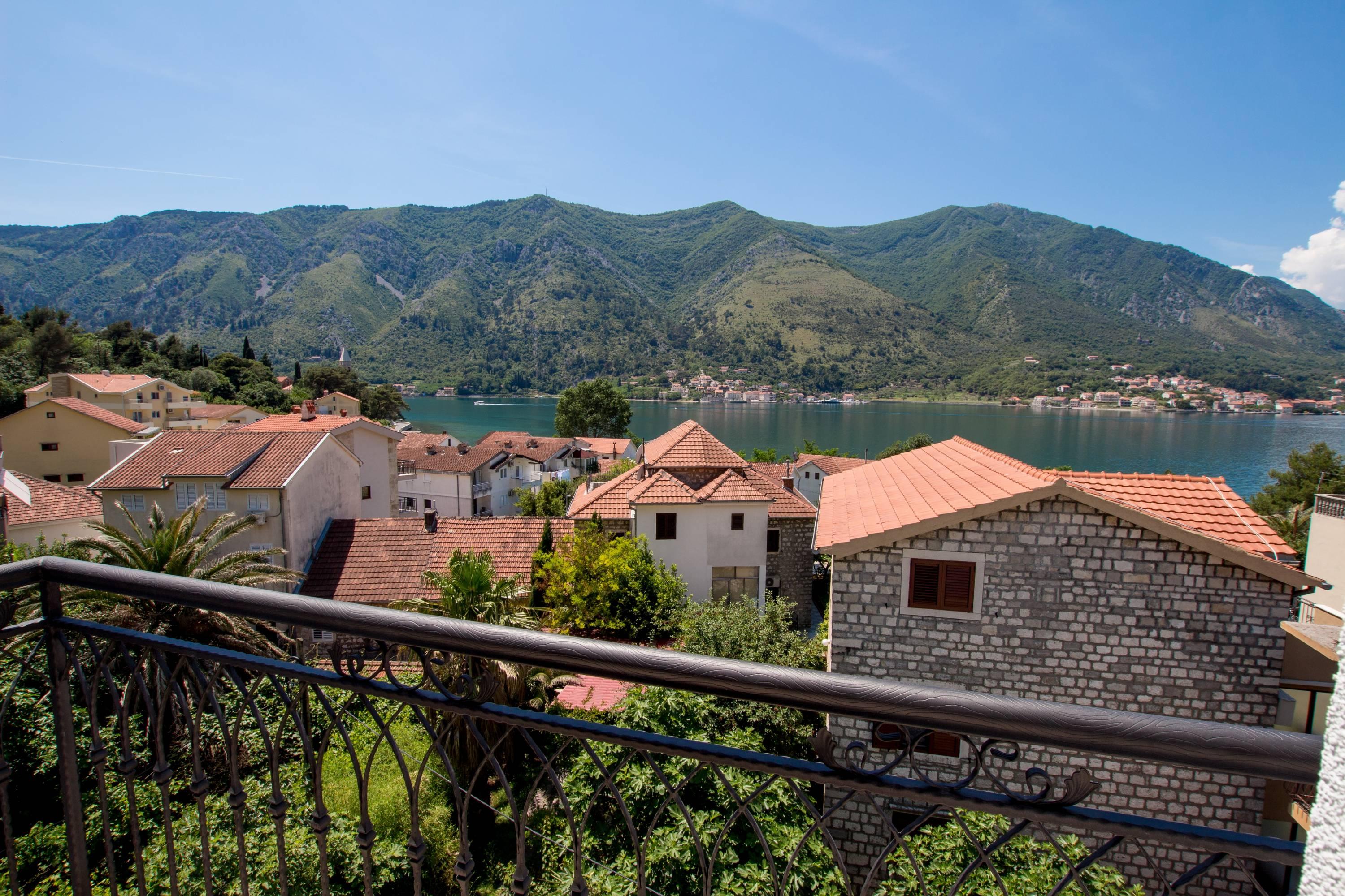 Hotel Alkima Cattaro Esterno foto