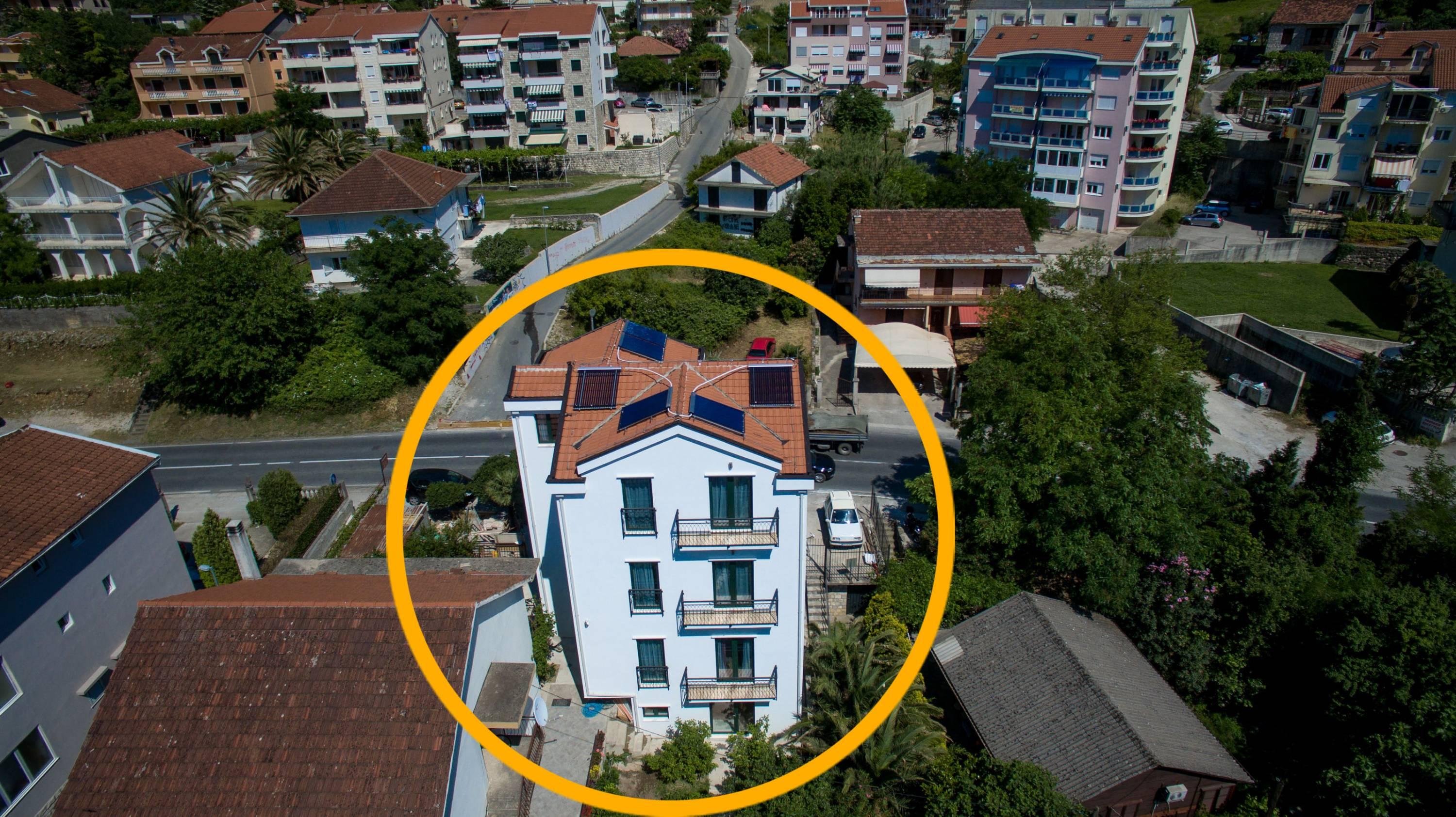 Hotel Alkima Cattaro Esterno foto