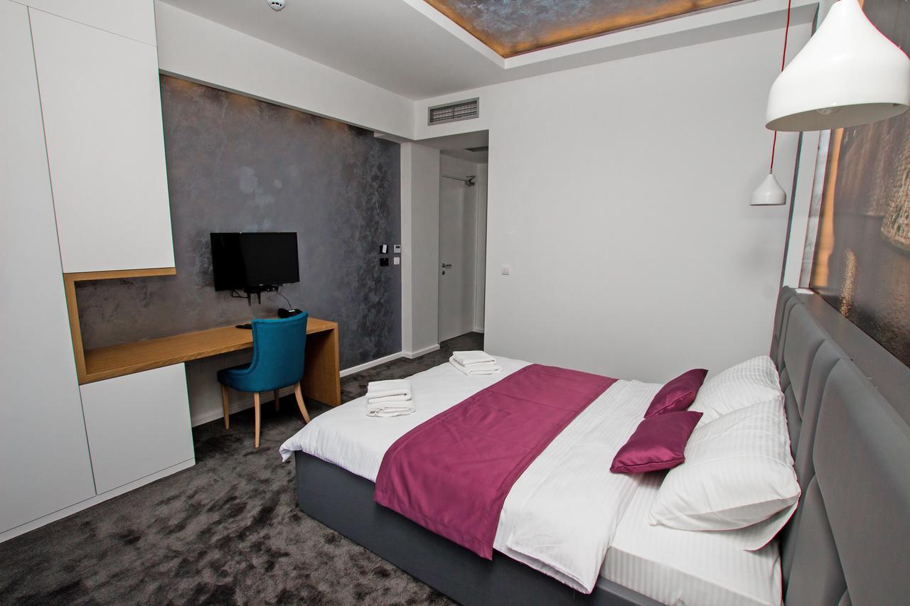 Hotel Alkima Cattaro Esterno foto
