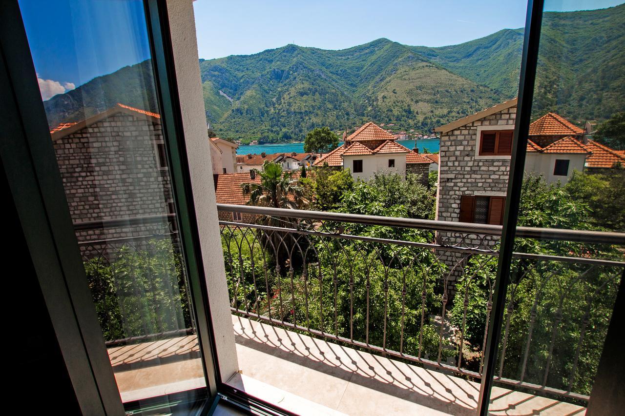 Hotel Alkima Cattaro Esterno foto