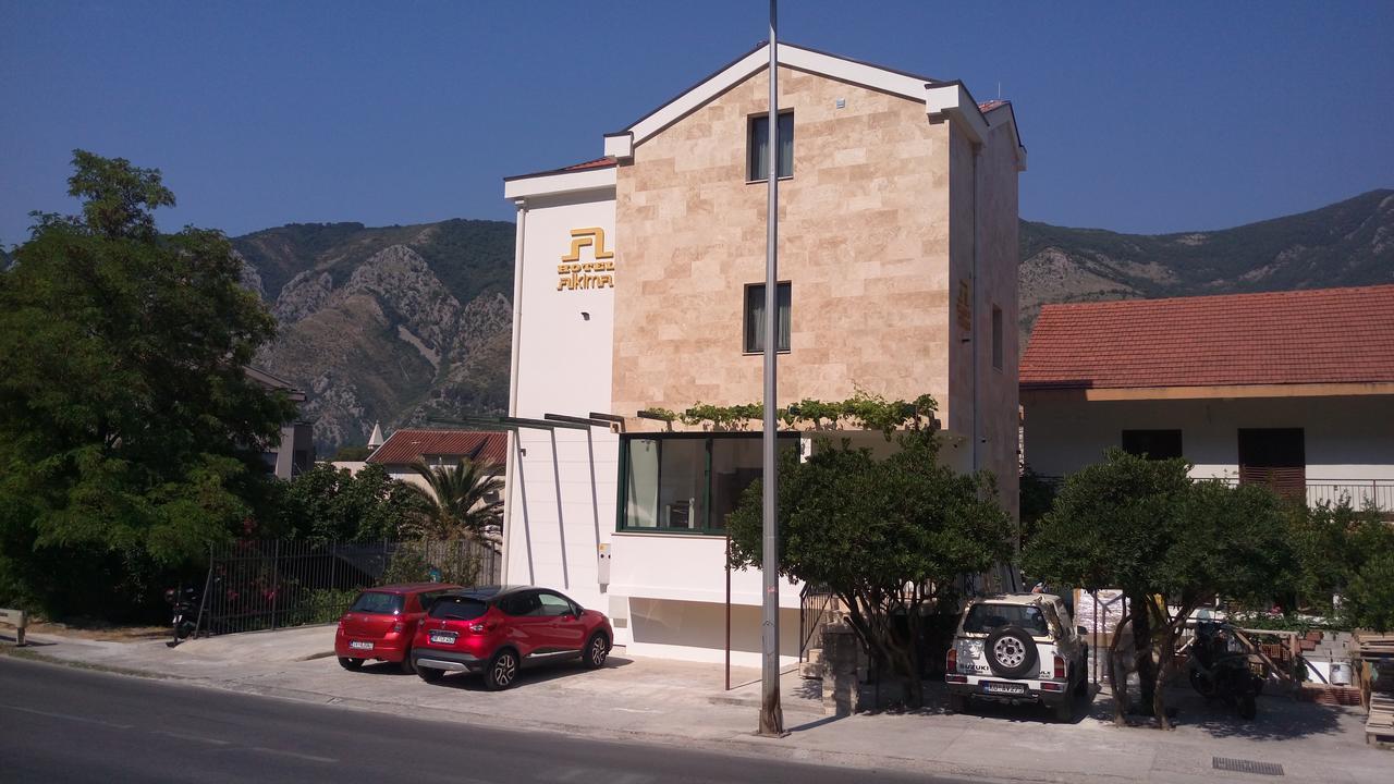 Hotel Alkima Cattaro Esterno foto