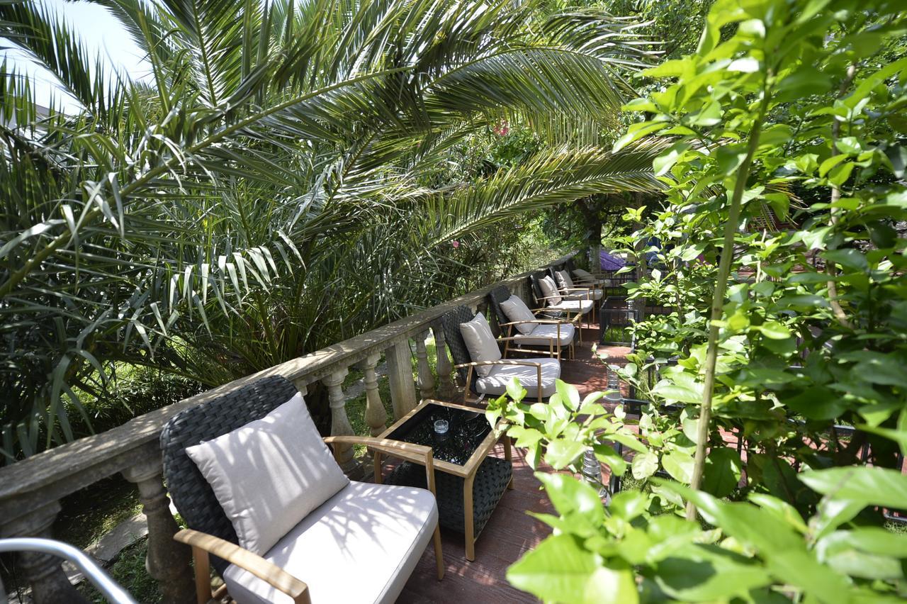 Hotel Alkima Cattaro Esterno foto